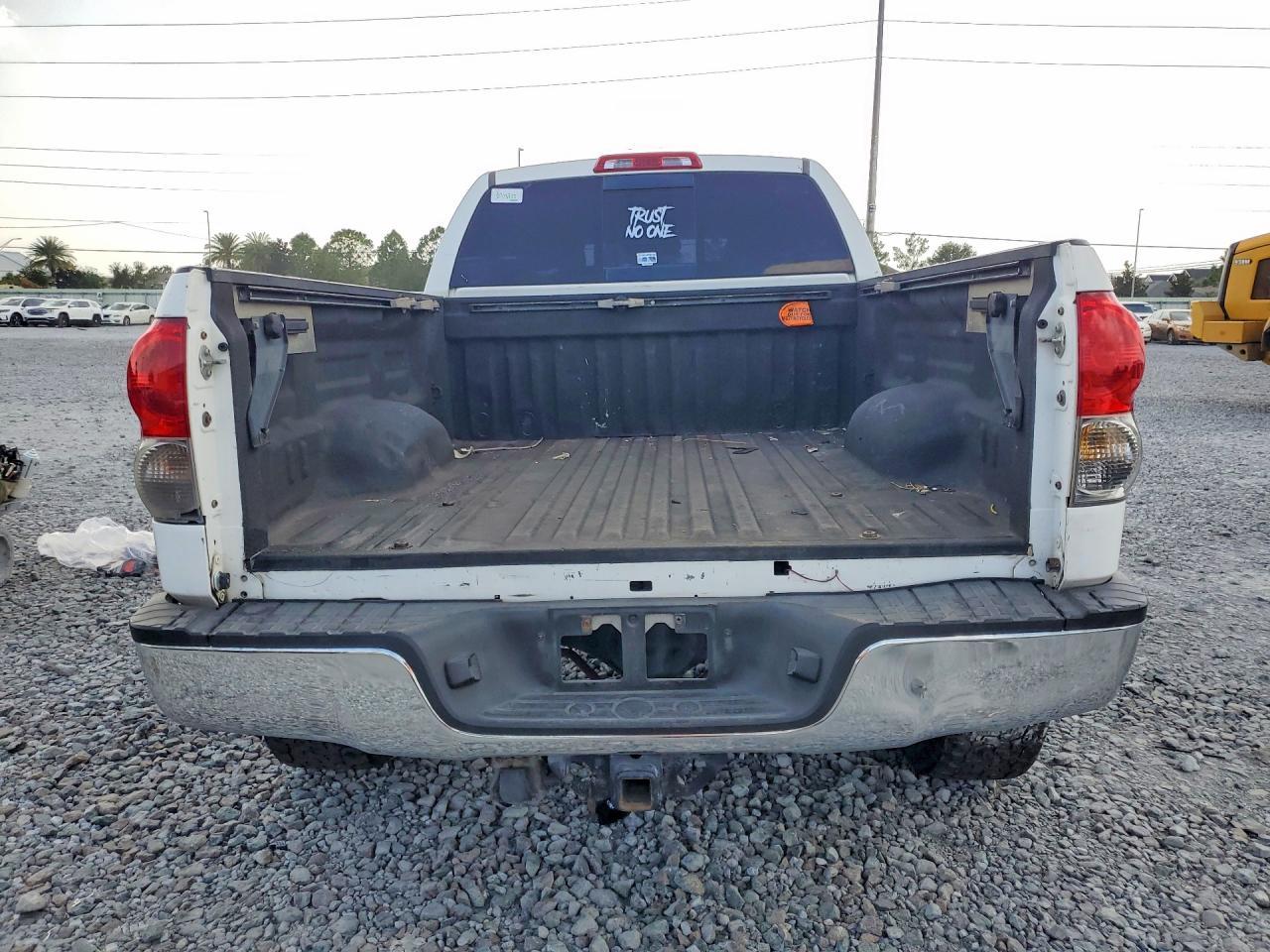 2008 Toyota Tundra Sr5 - Image 6