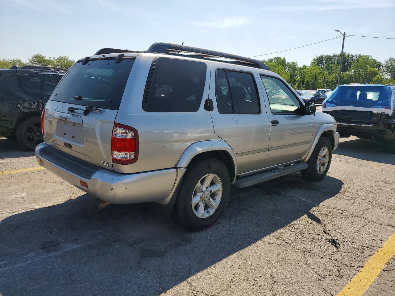 2004 Nissan Pathfinder Se - Фото 3