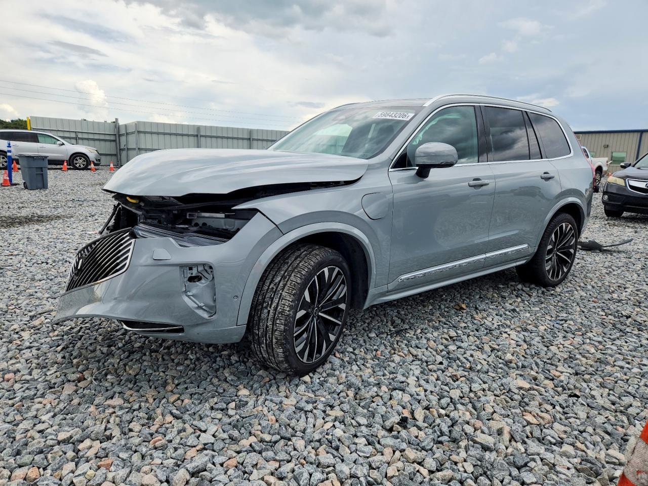 2025 Volvo Xc90 Ultra