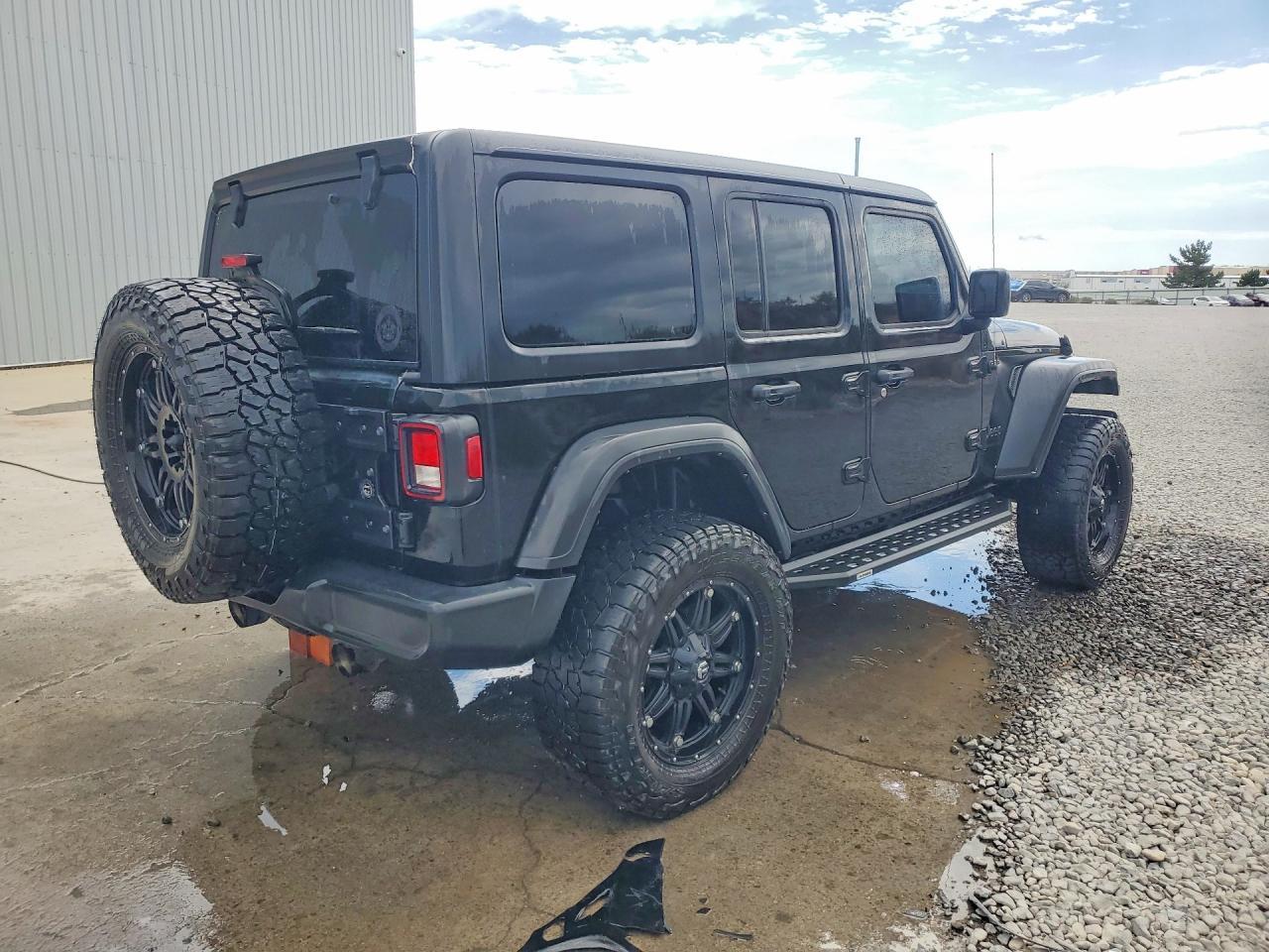2023 Jeep Wrangler Sport - Фото 3