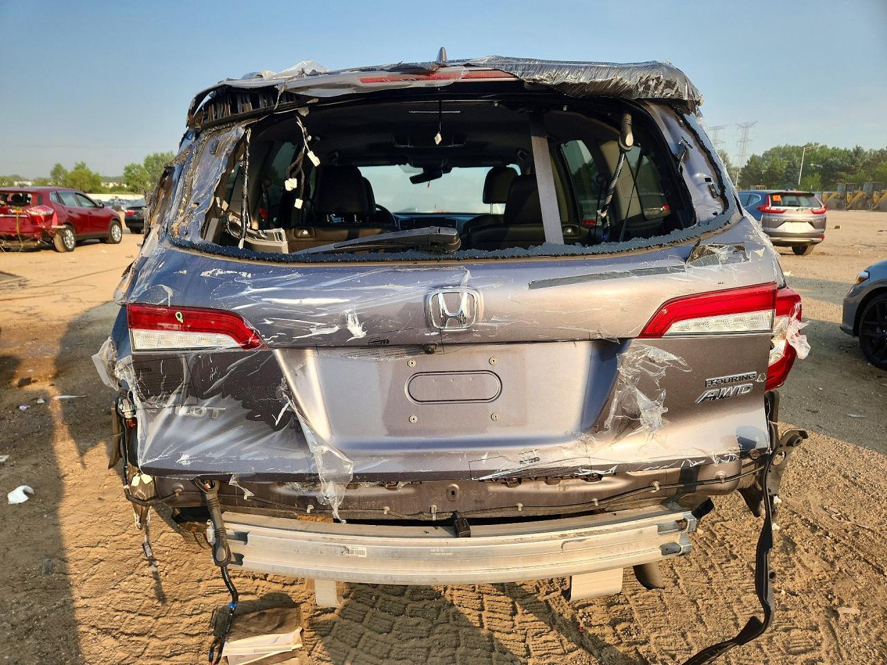 2022 Honda Pilot Touring - Image 6