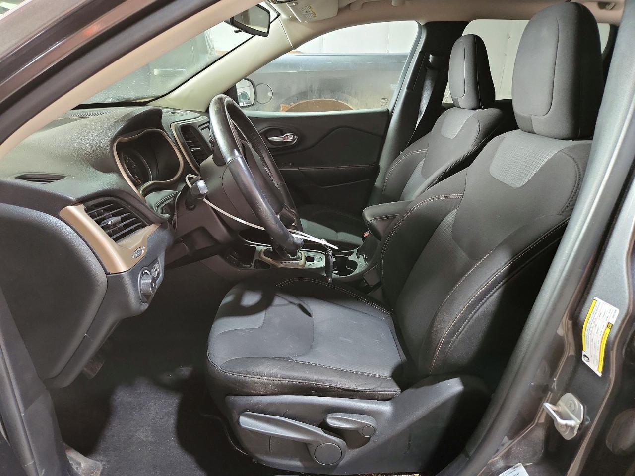 2016 Jeep Cherokee Latitude - Фото 7