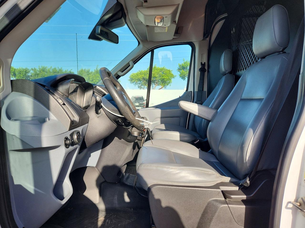 2015 Ford Transit T-250 - Image 7