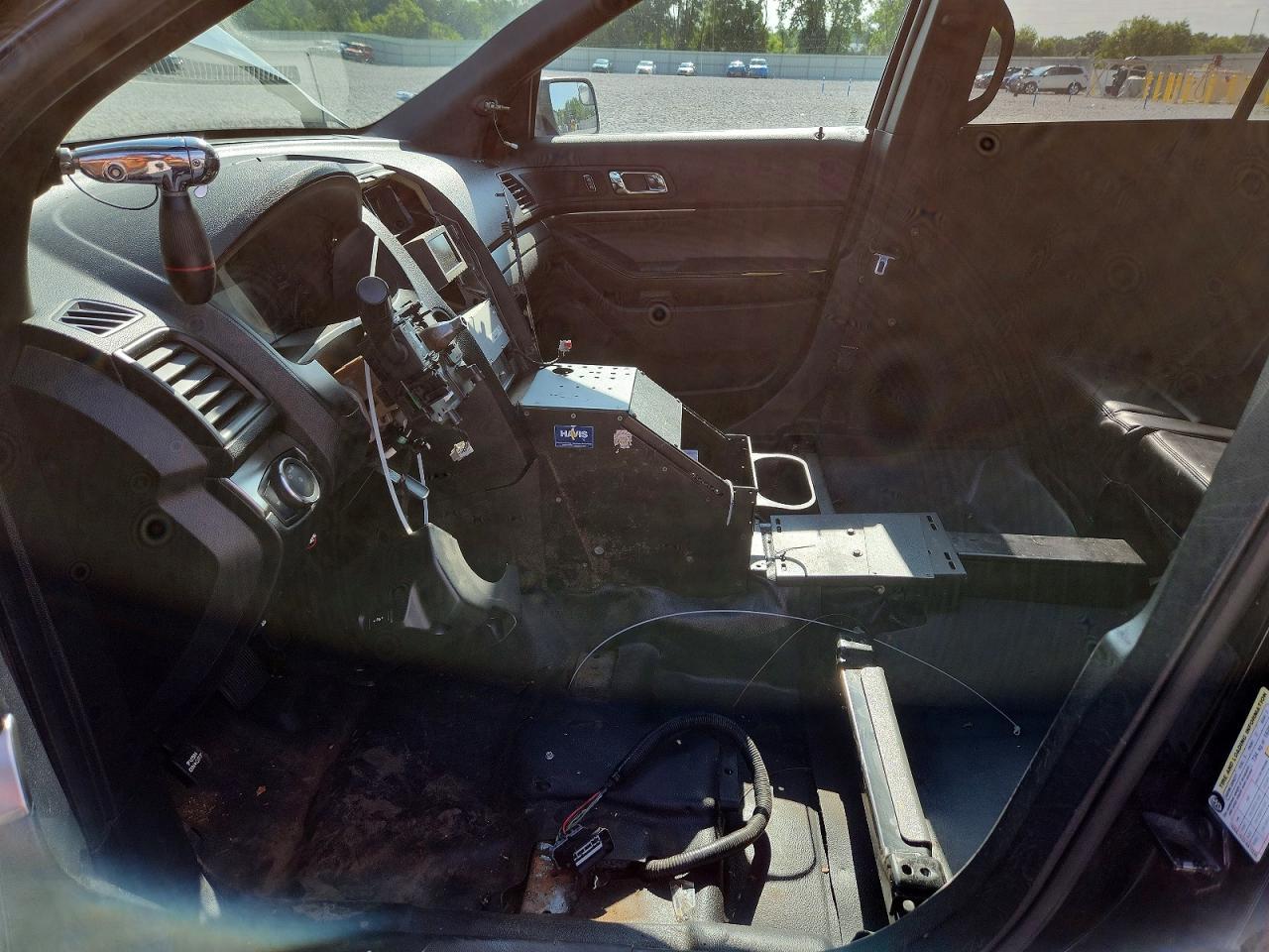 2019 Ford Explorer Police Interceptor - Image 7