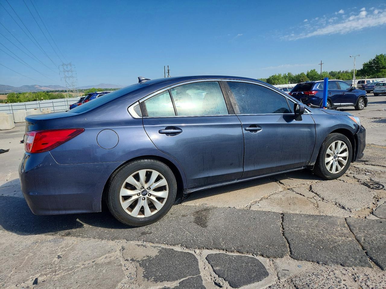 2017 Subaru Legacy - Image 3