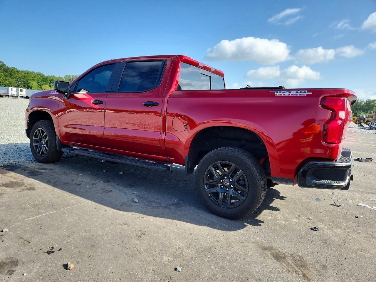 2026 Chevrolet Silverado K1500 Lt Trail Boss - Фото 2