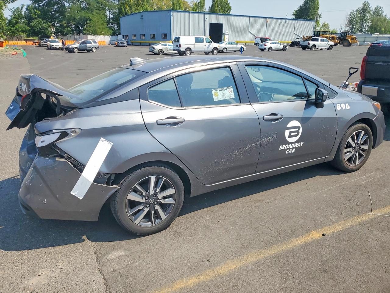 2021 Nissan Versa Sv - Фото 3