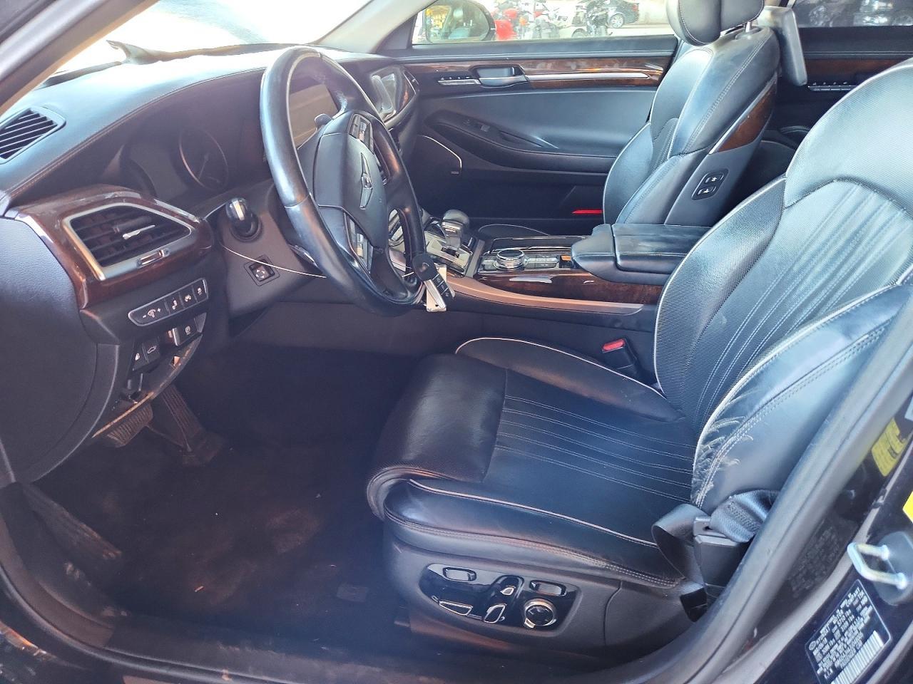 2018 Genesis G90 Ultimate - Image 7