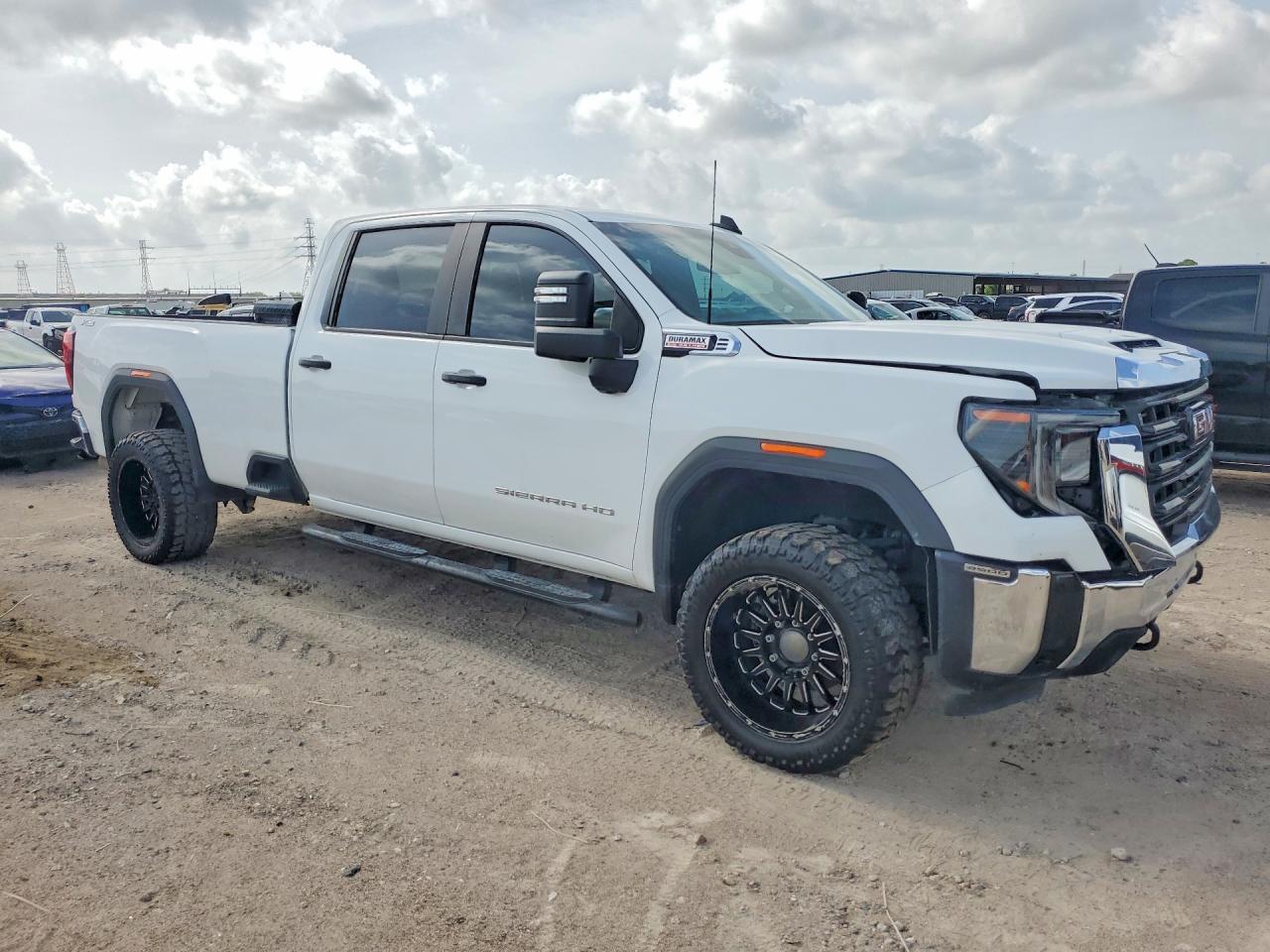 2024 GMC Sierra K3500 - Фото 4