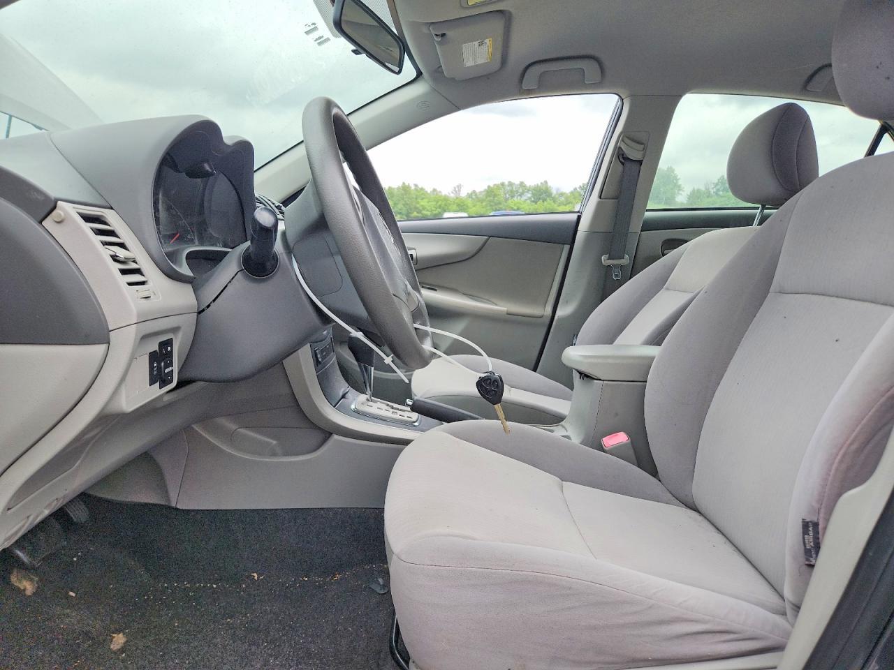 2010 Toyota Corolla Le - Фото 7