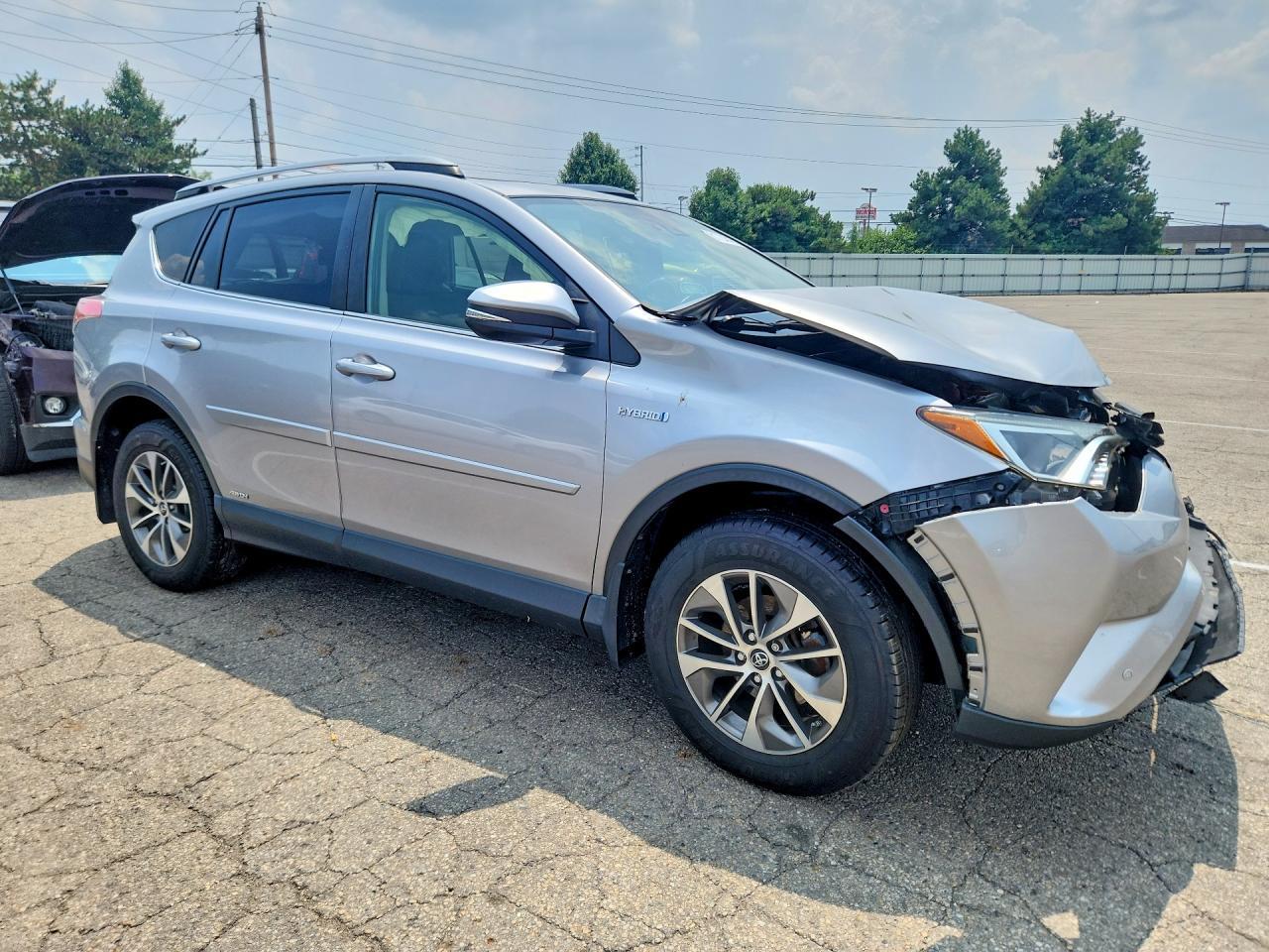 2018 Toyota Rav4 Hybrid Xle - Фото 4