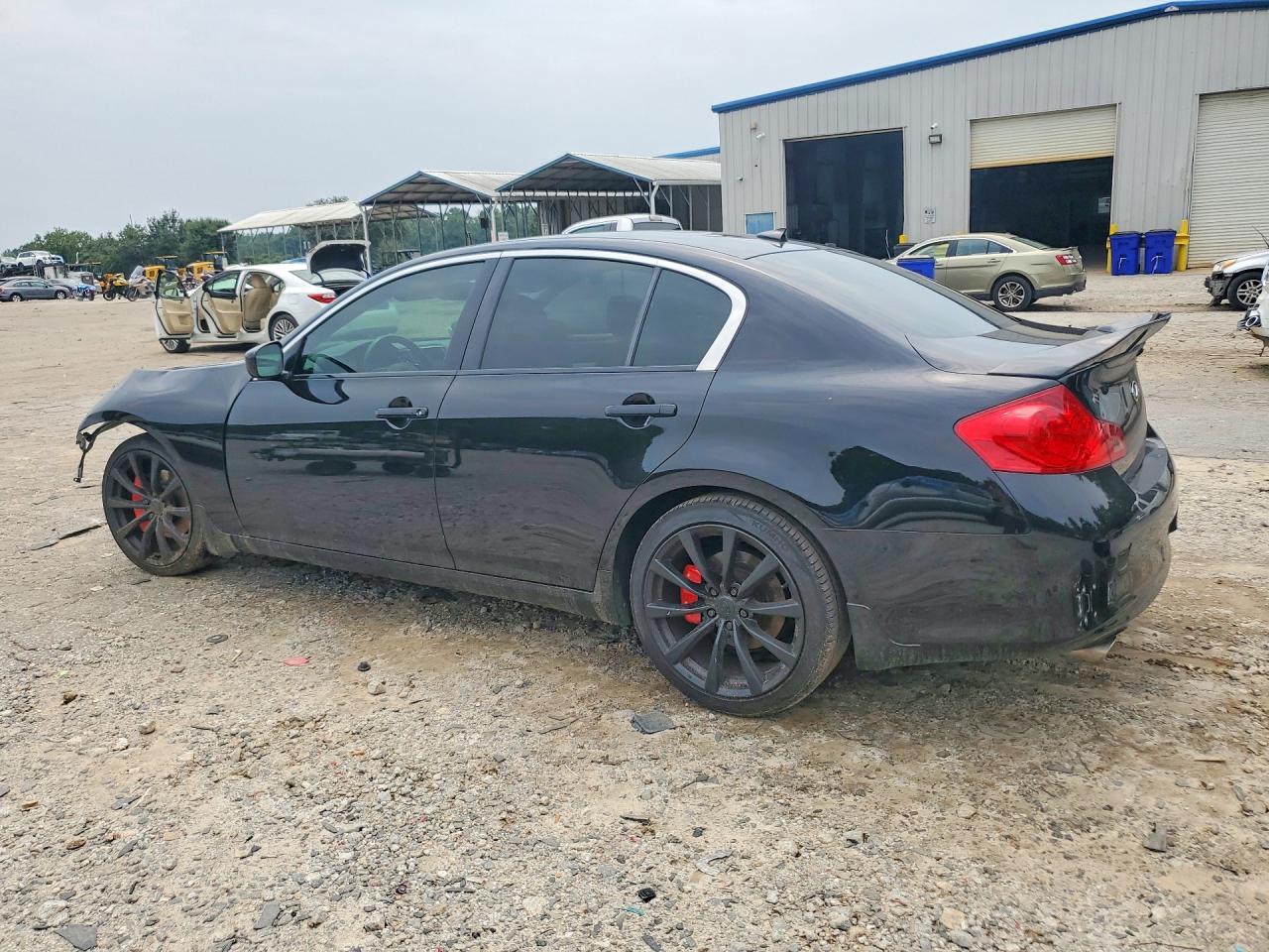 2013 Infiniti G37 Sedan Journey - Image 2