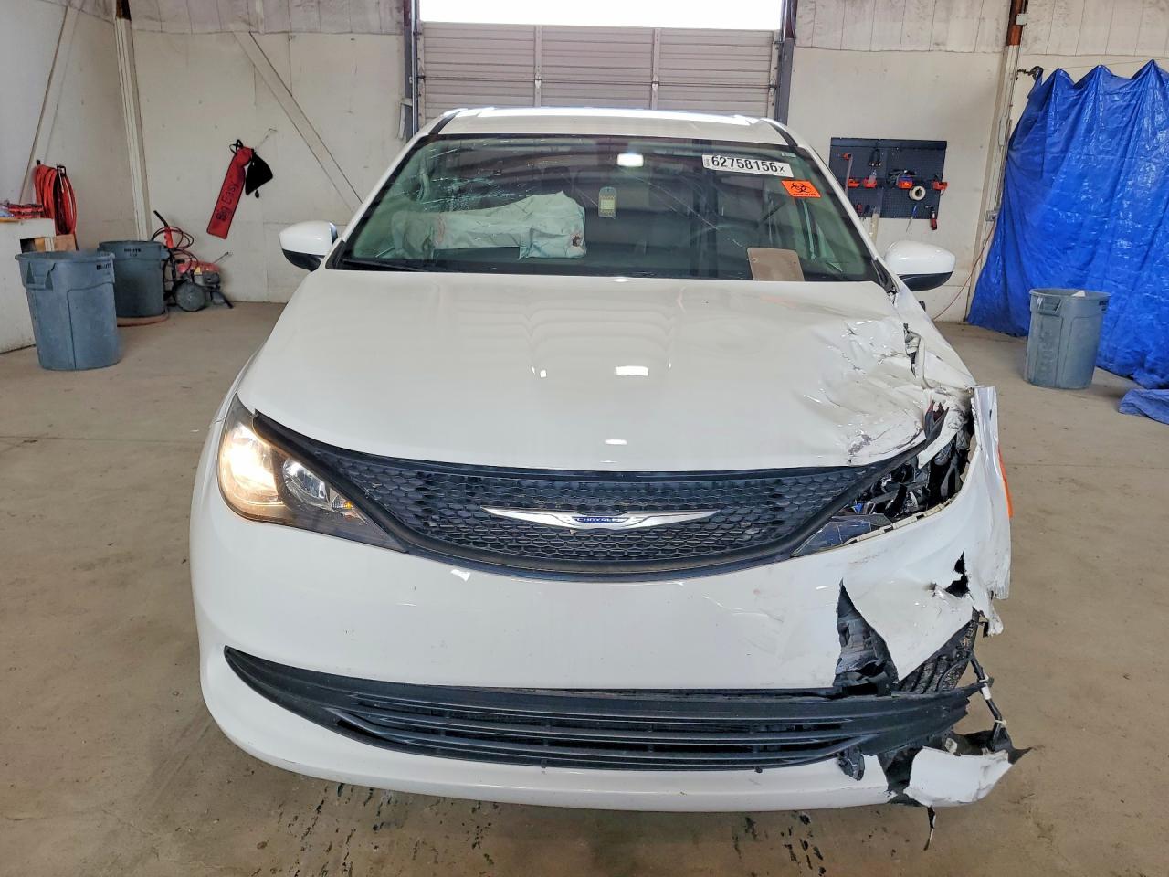 2019 Chrysler Pacifica L - Image 5
