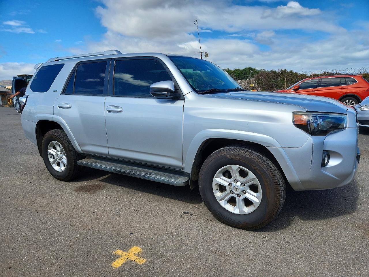2016 Toyota 4Runner Sr5 - Фото 4