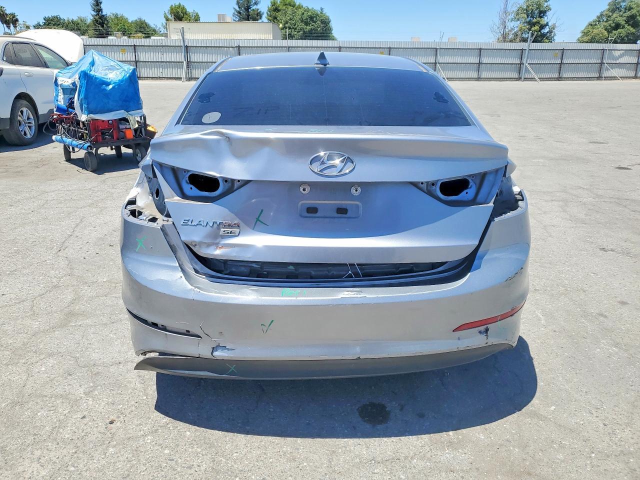 2017 Hyundai Elantra Se - Image 6