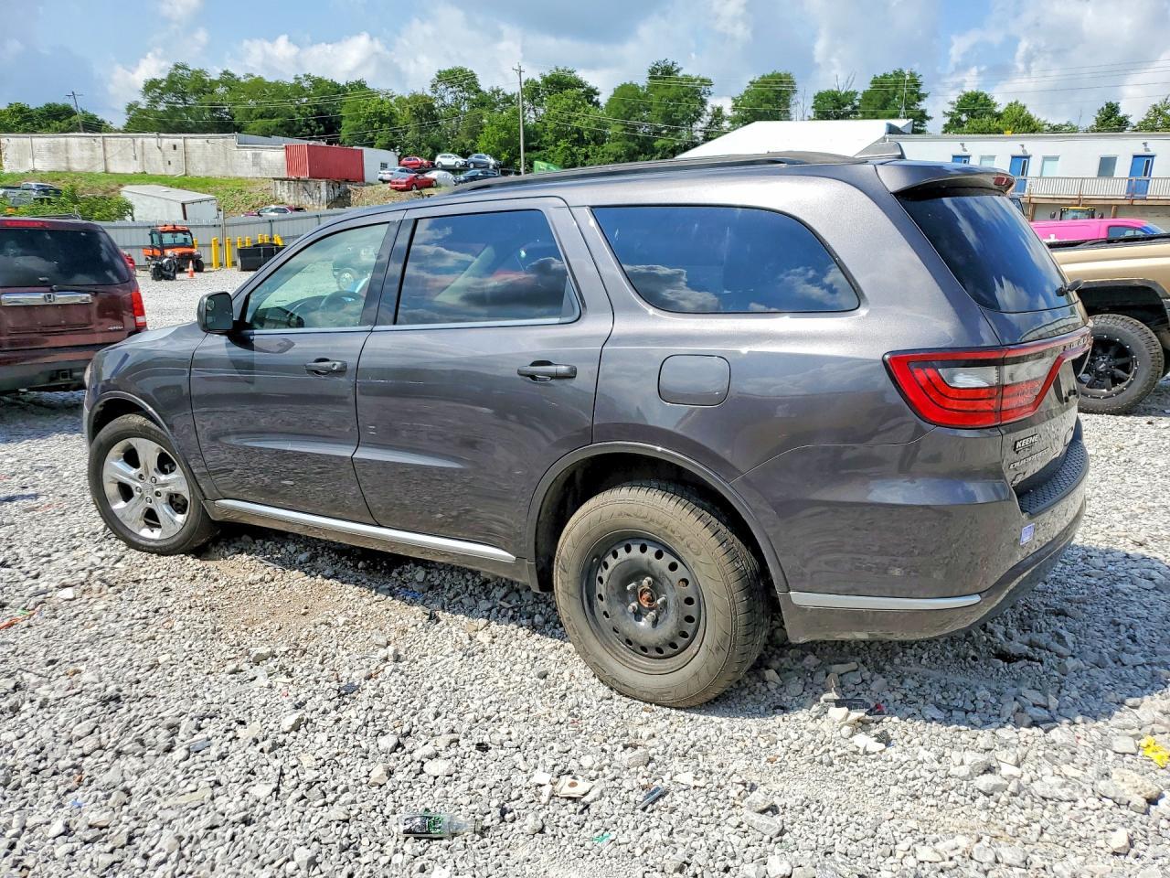 2018 Dodge Durango Sxt - Image 2