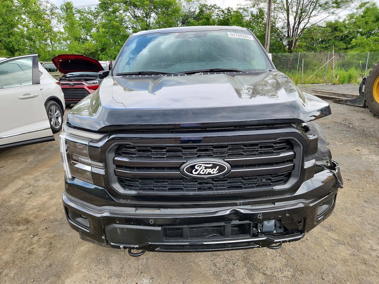 2025 Ford F150 Lariat - Фото 5