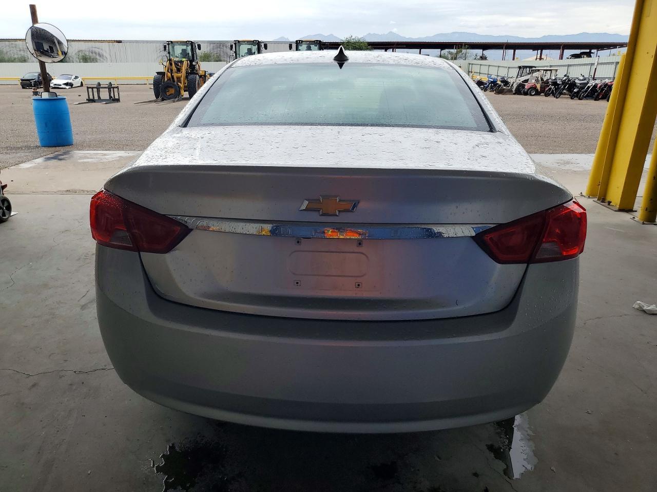 2018 Chevrolet Impala Lt - Фото 6