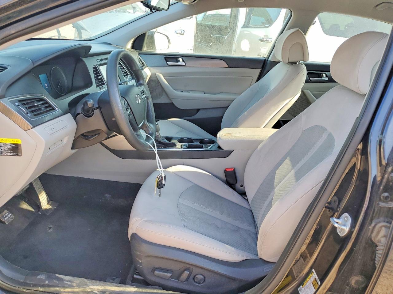 2016 Hyundai Sonata Sport - Image 7