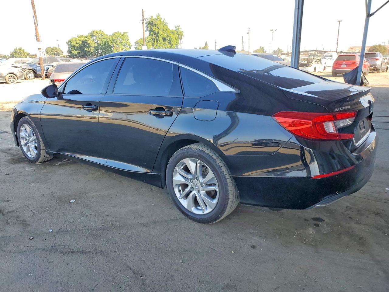 2019 Honda Accord Lx - Фото 2