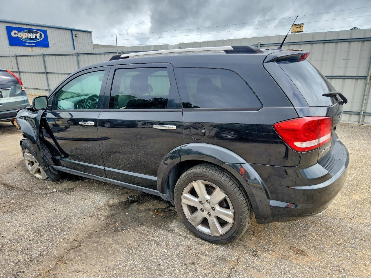 2011 Dodge Journey Crew - Image 2