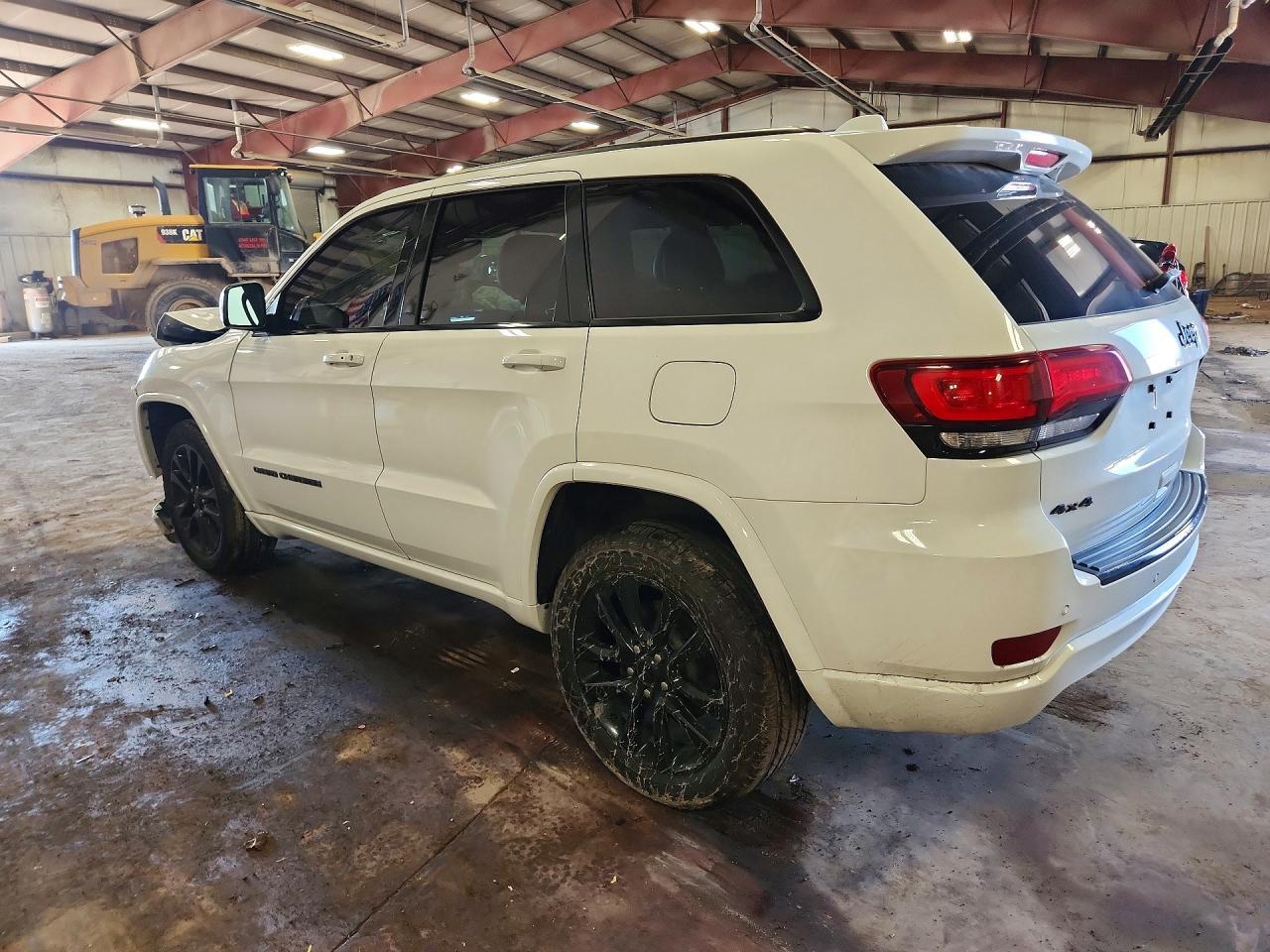 2018 Jeep Grand Cherokee Laredo - Фото 2