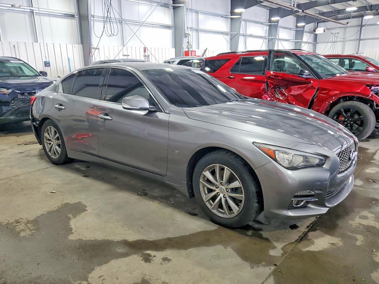 2015 Infiniti Q50 Premium - Фото 4