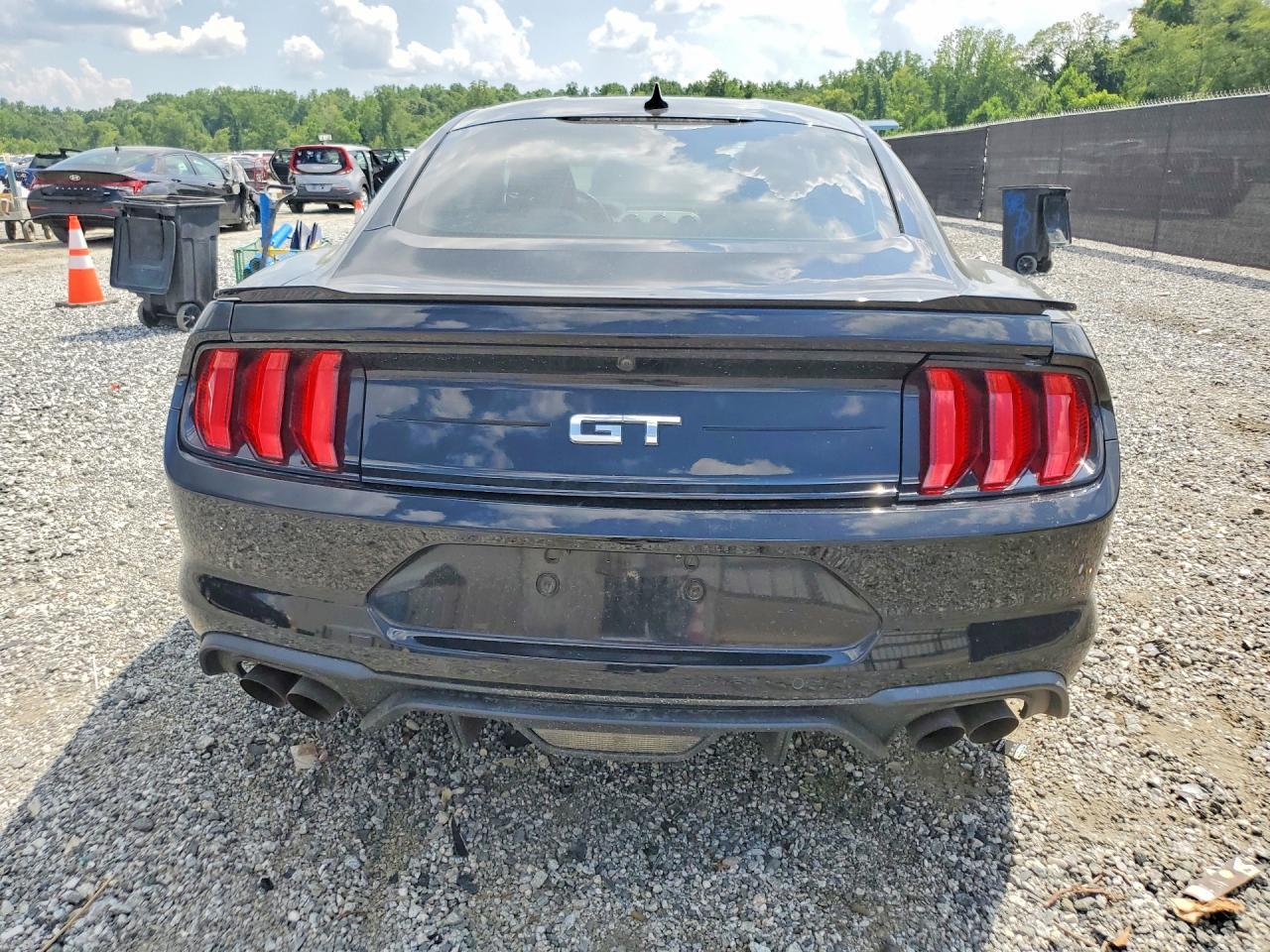 2023 Ford Mustang Gt - Фото 6