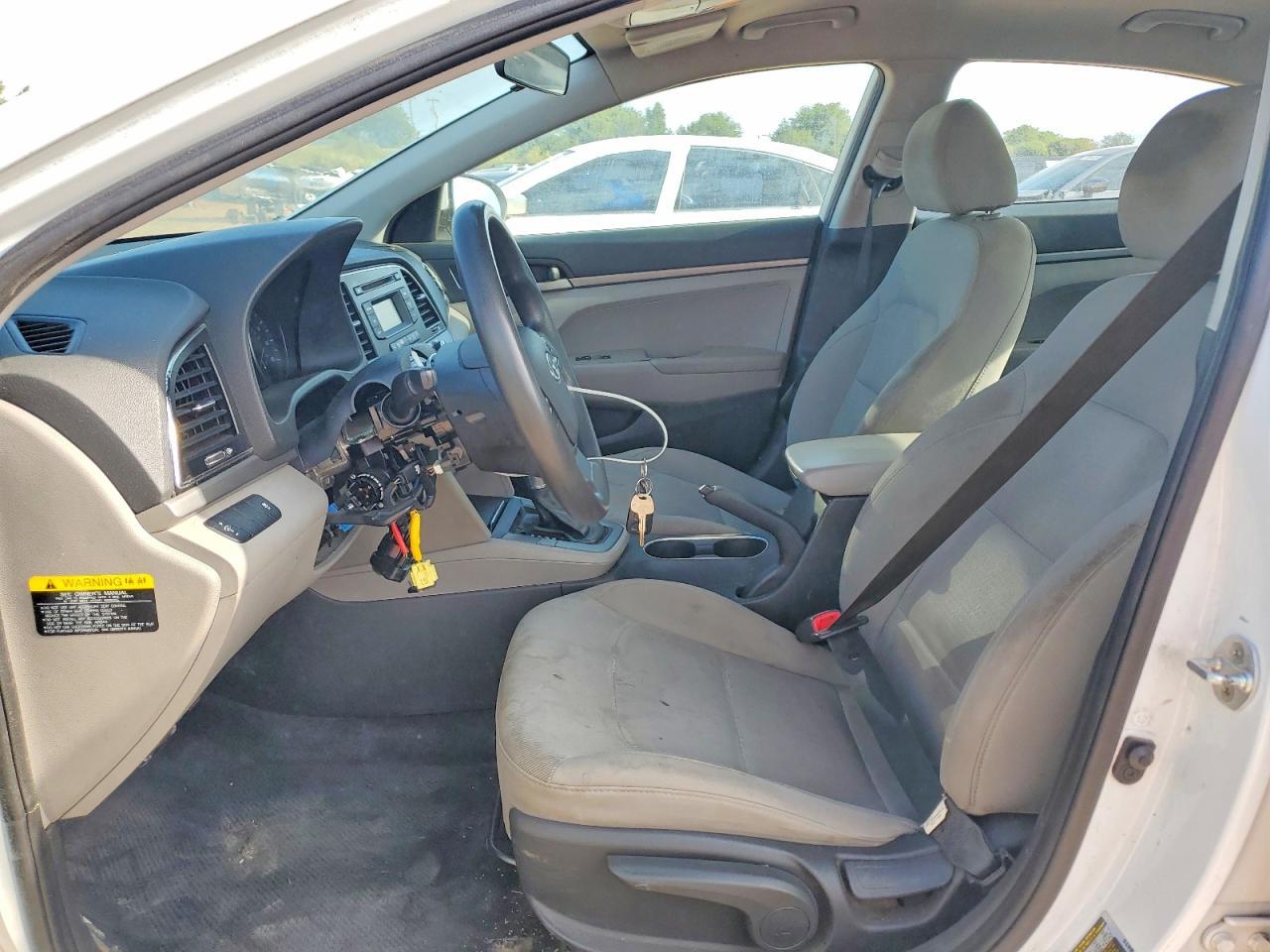 2017 Hyundai Elantra Se - Фото 7