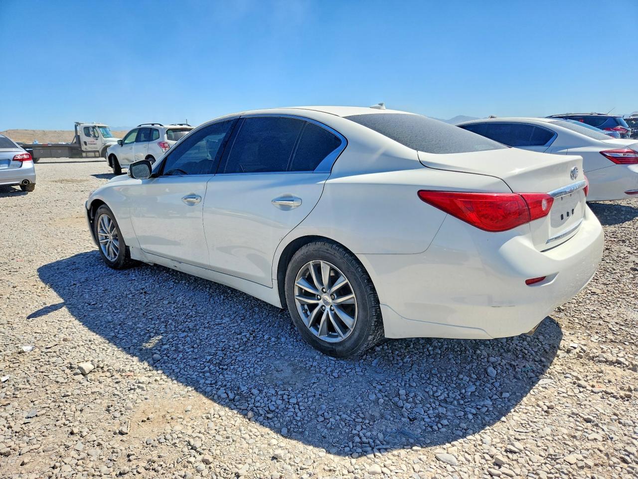 2017 Infiniti Q50 3.0T Premium - Фото 2