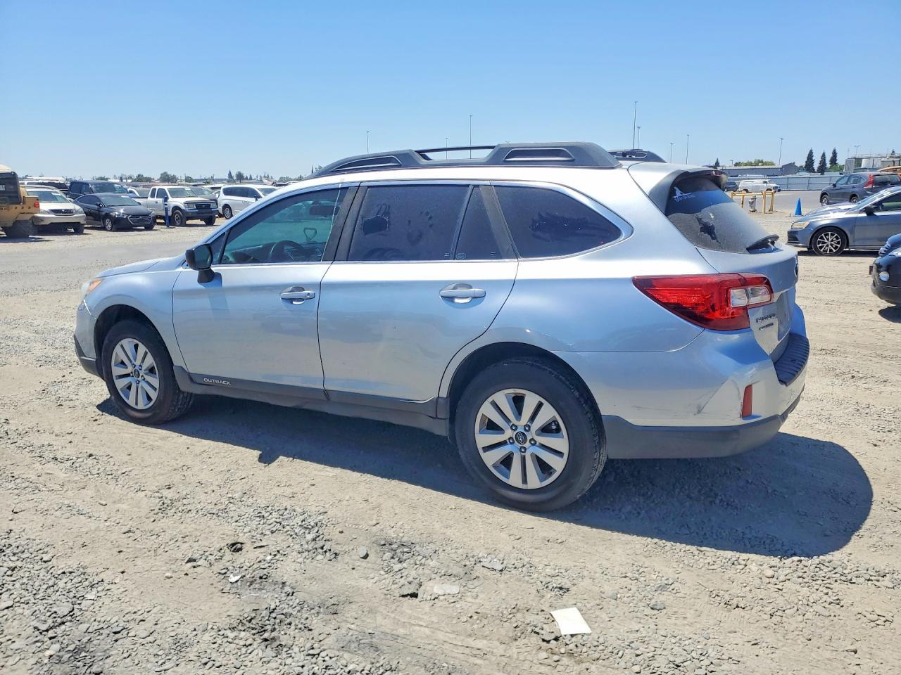 2017 Subaru Outback 2.5I - Image 2