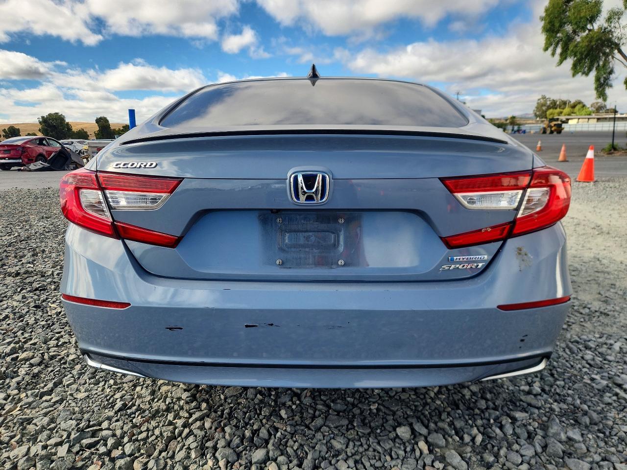 2022 Honda Accord Hybrid Sport - Image 6