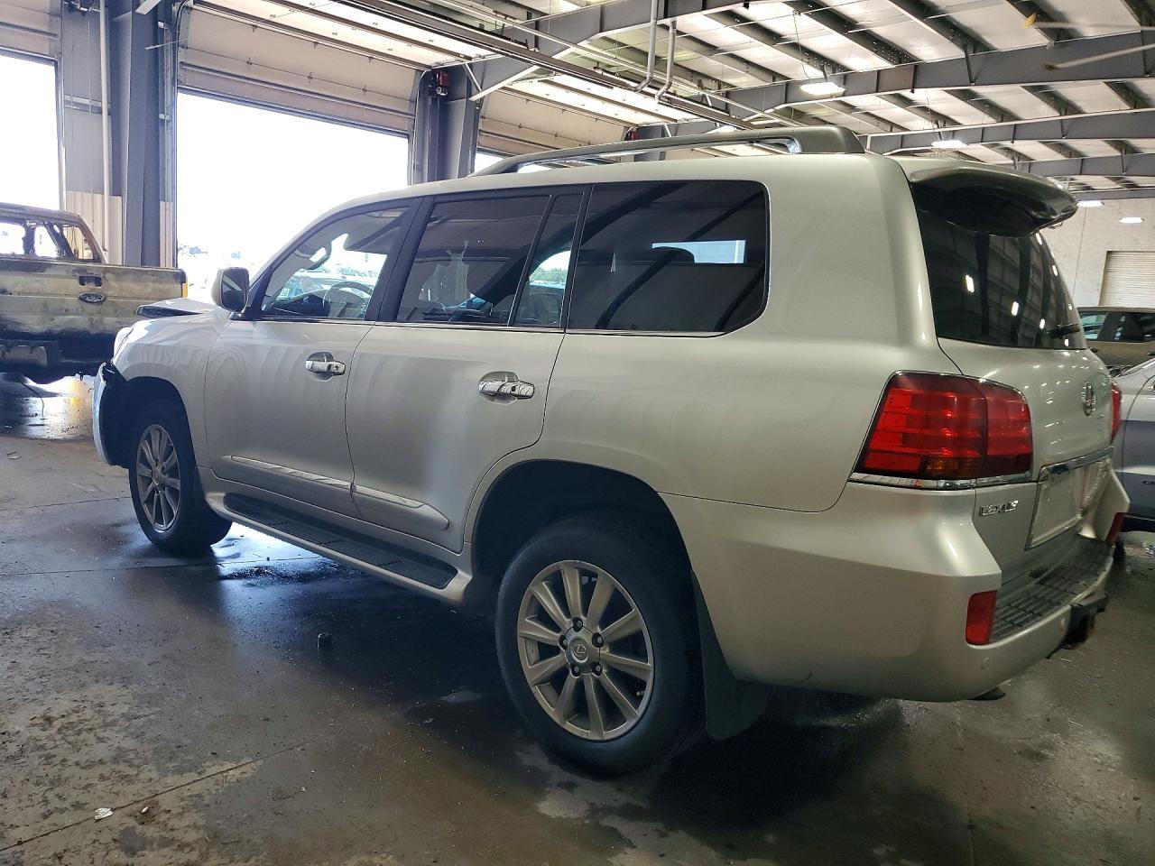 2010 Lexus Lx 570 - Фото 2