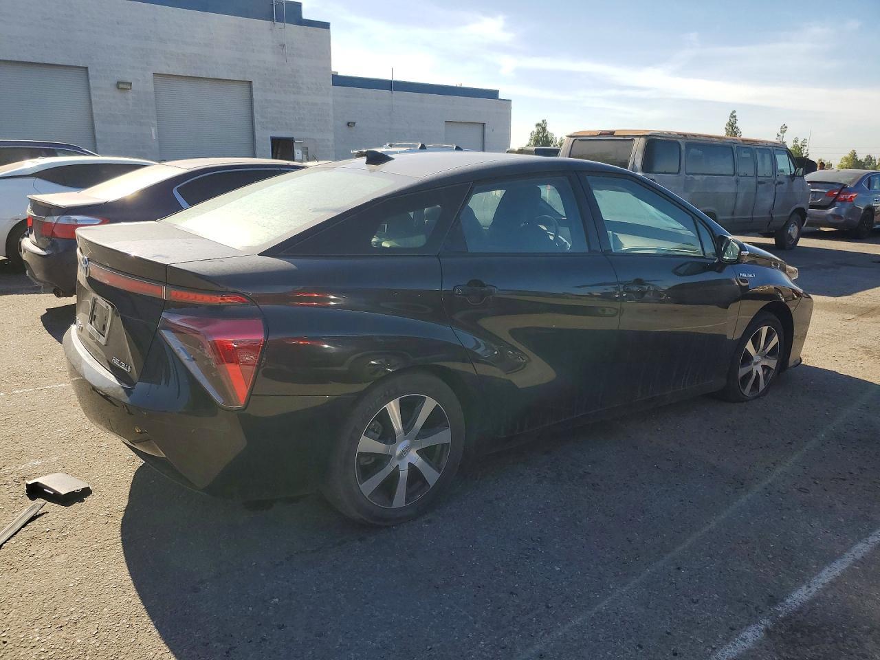 2020 Toyota Mirai Base - Фото 3