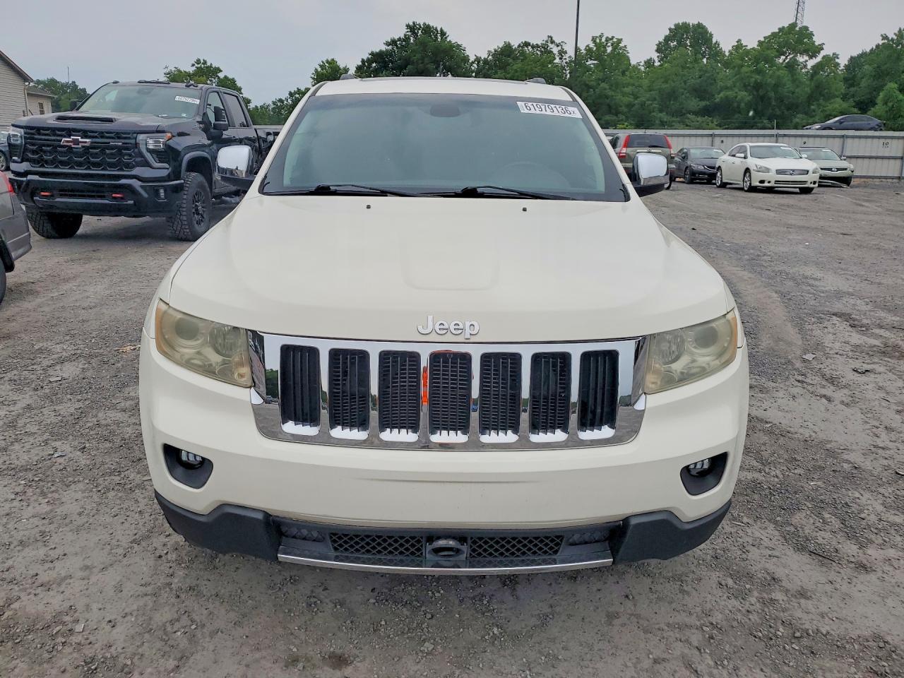 2012 Jeep Grand Cherokee Limited - Image 5