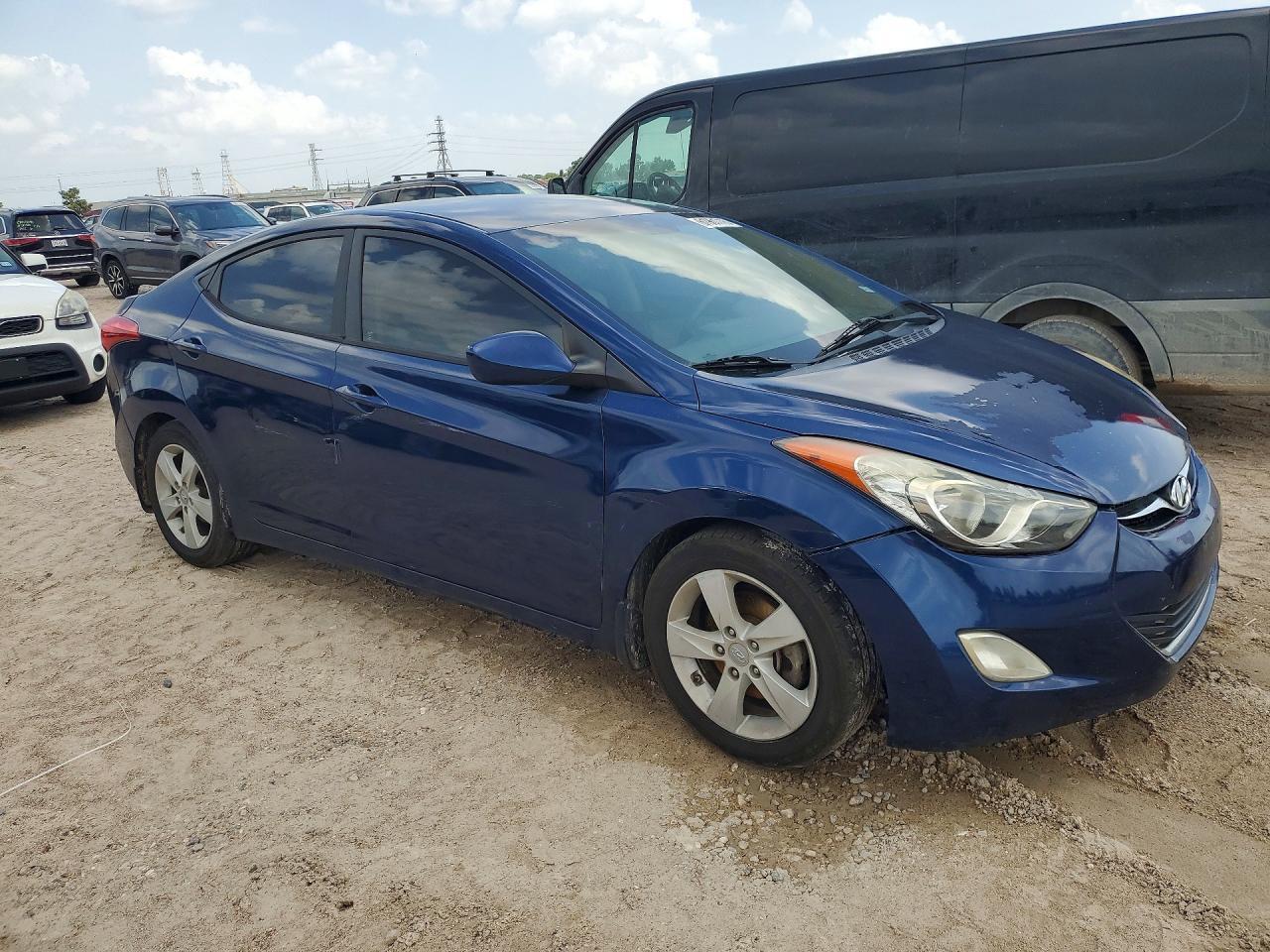2013 Hyundai Elantra Gls - Фото 4
