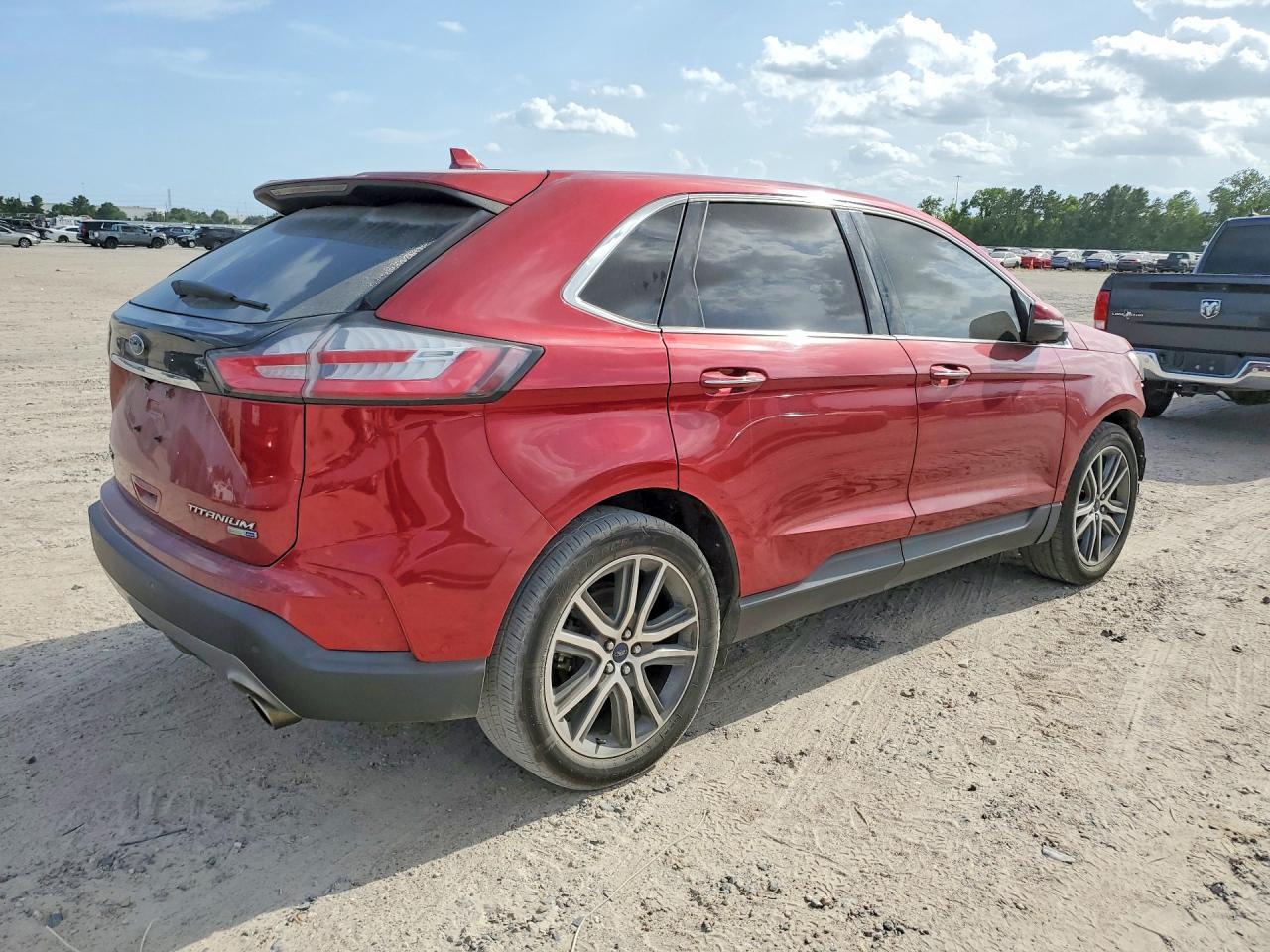 2019 Ford Edge Titanium - Фото 3