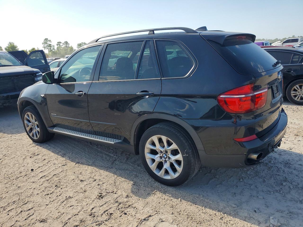 2011 BMW X5 xDrive35I - Image 2