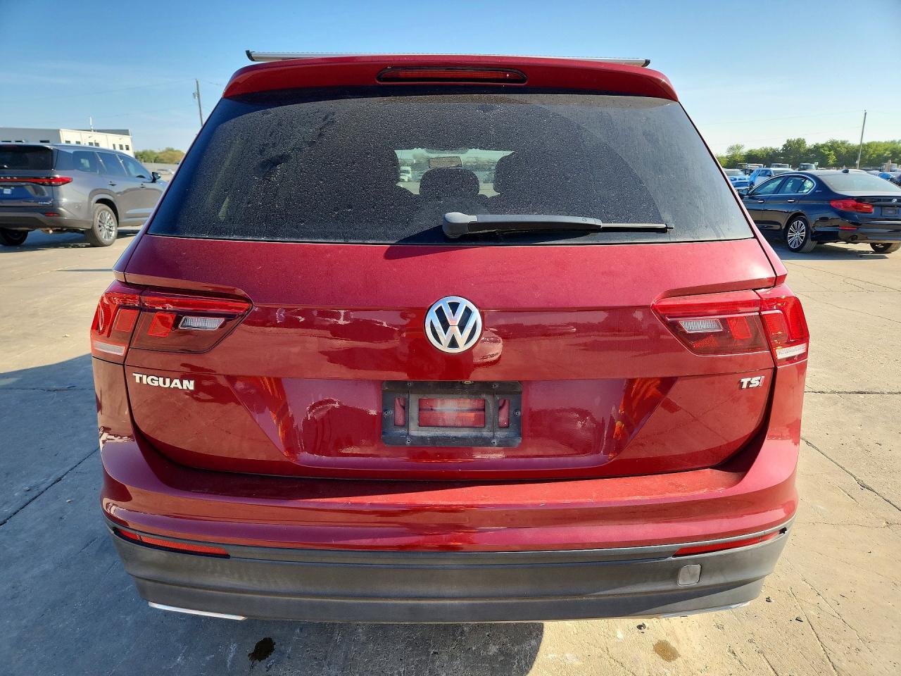 2018 Volkswagen Tiguan S - Фото 6