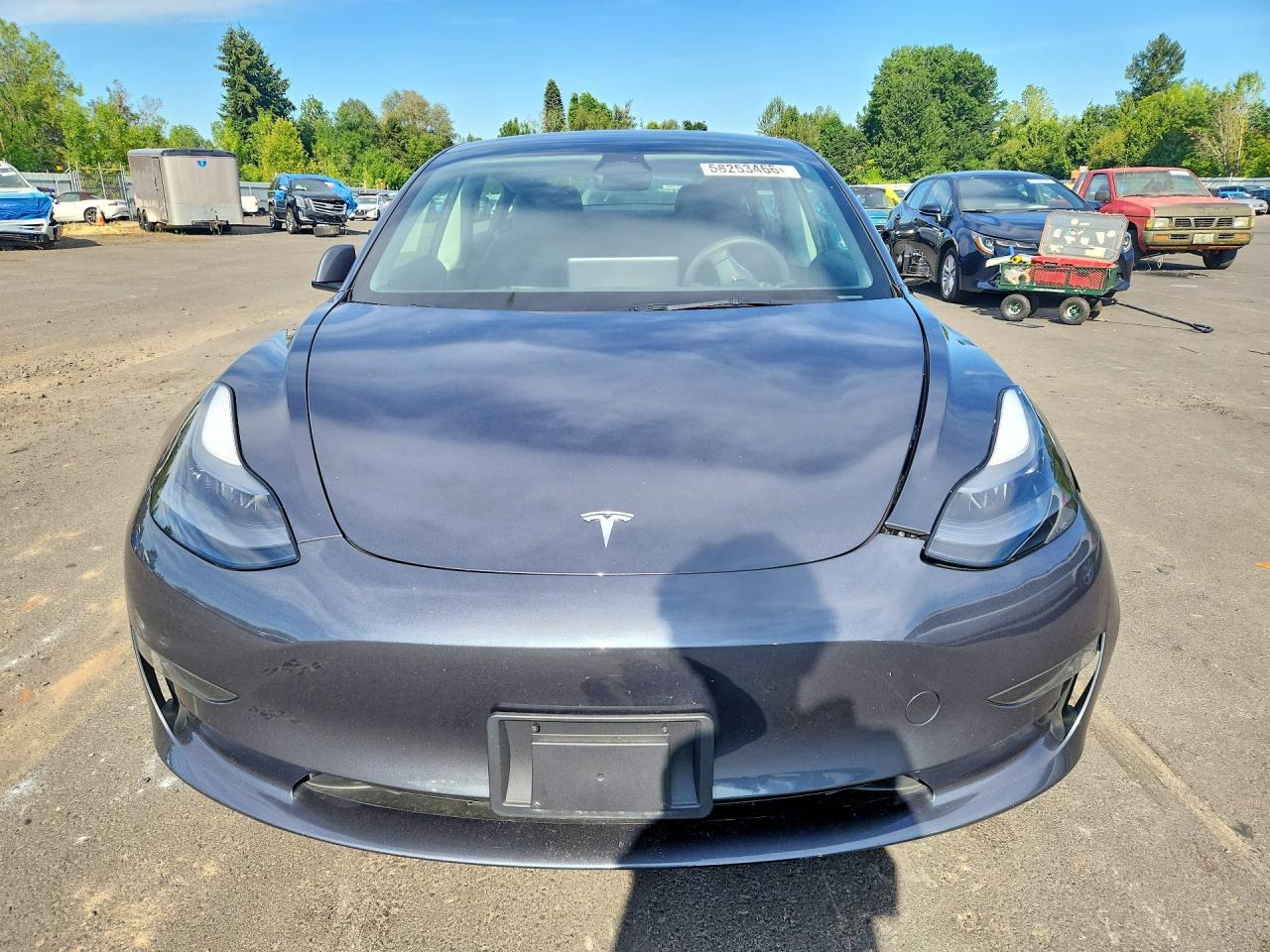 2023 Tesla Model 3 - Фото 5