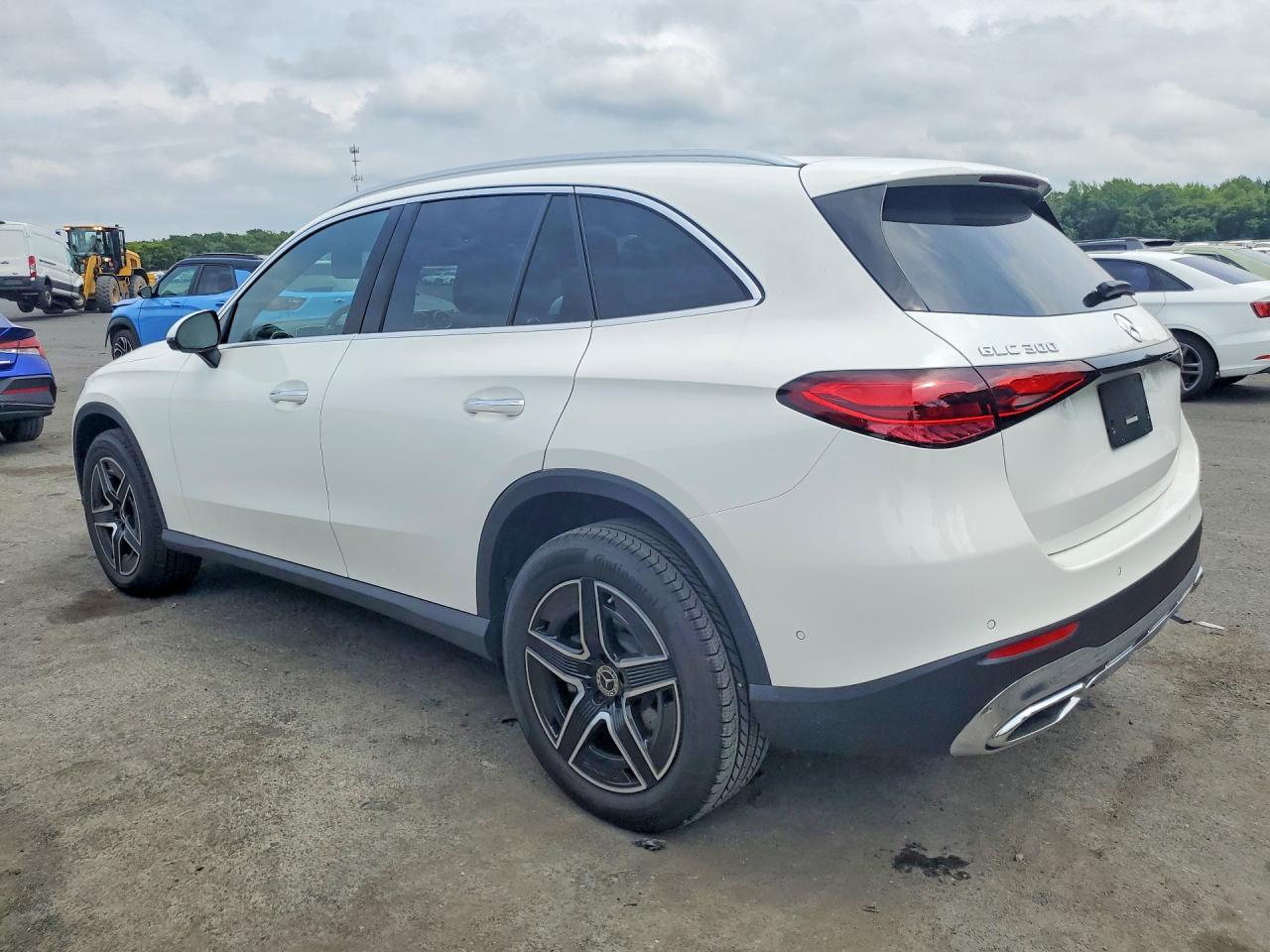2026 Mercedes-Benz Glc 300 4Matic - Фото 2