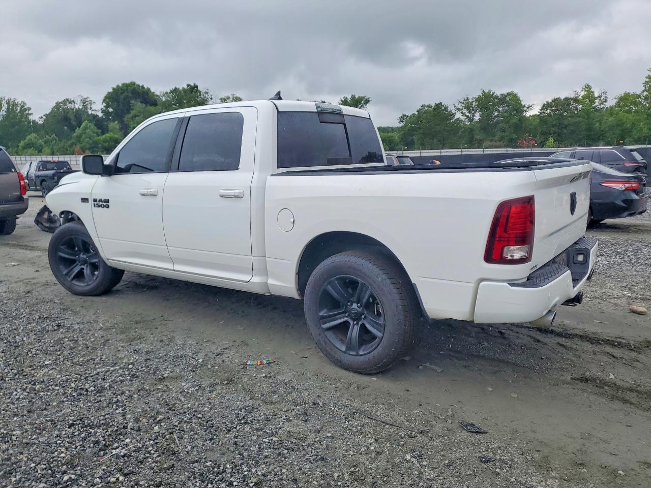 2016 Ram 1500 Sport - Фото 2