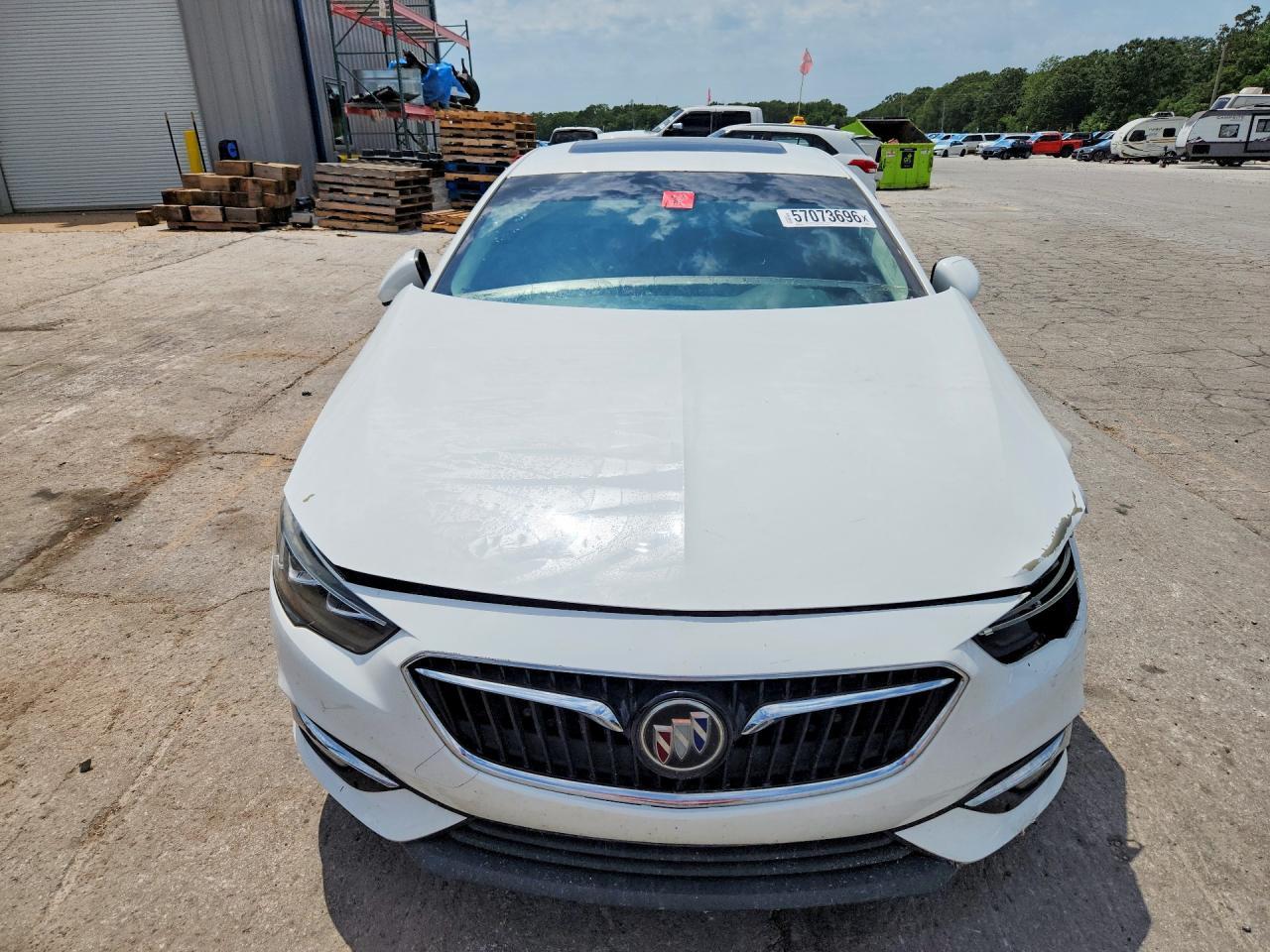 2018 Buick Regal Essence - Фото 5