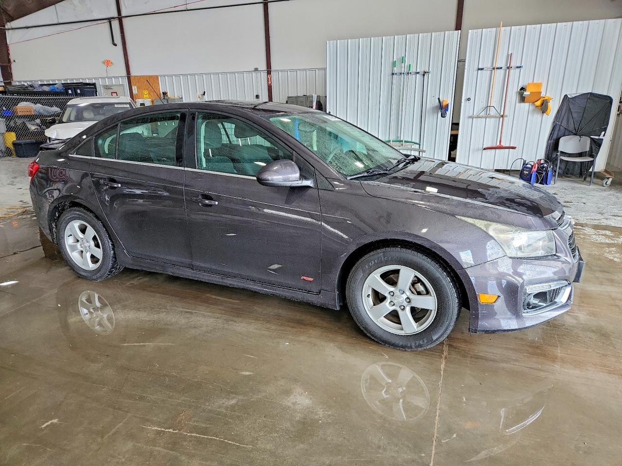 2016 Chevrolet Cruze Limited Lt - Image 4