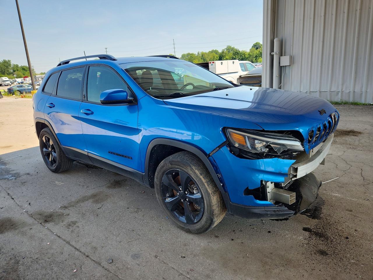 2020 Jeep Cherokee Latitude Plus - Image 4