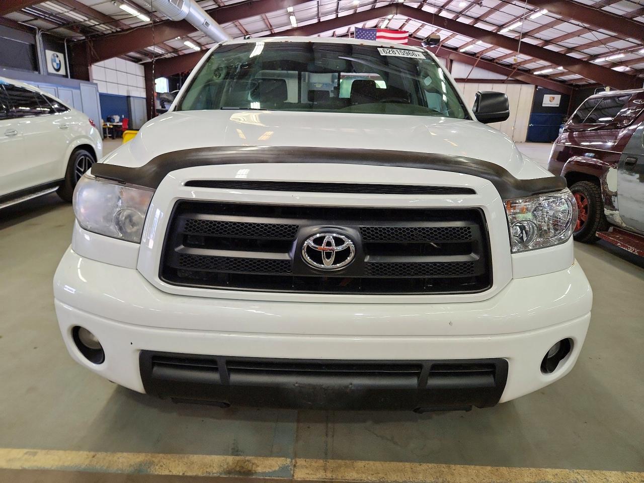 2011 Toyota Tundra Double Cab Sr5 - Фото 5