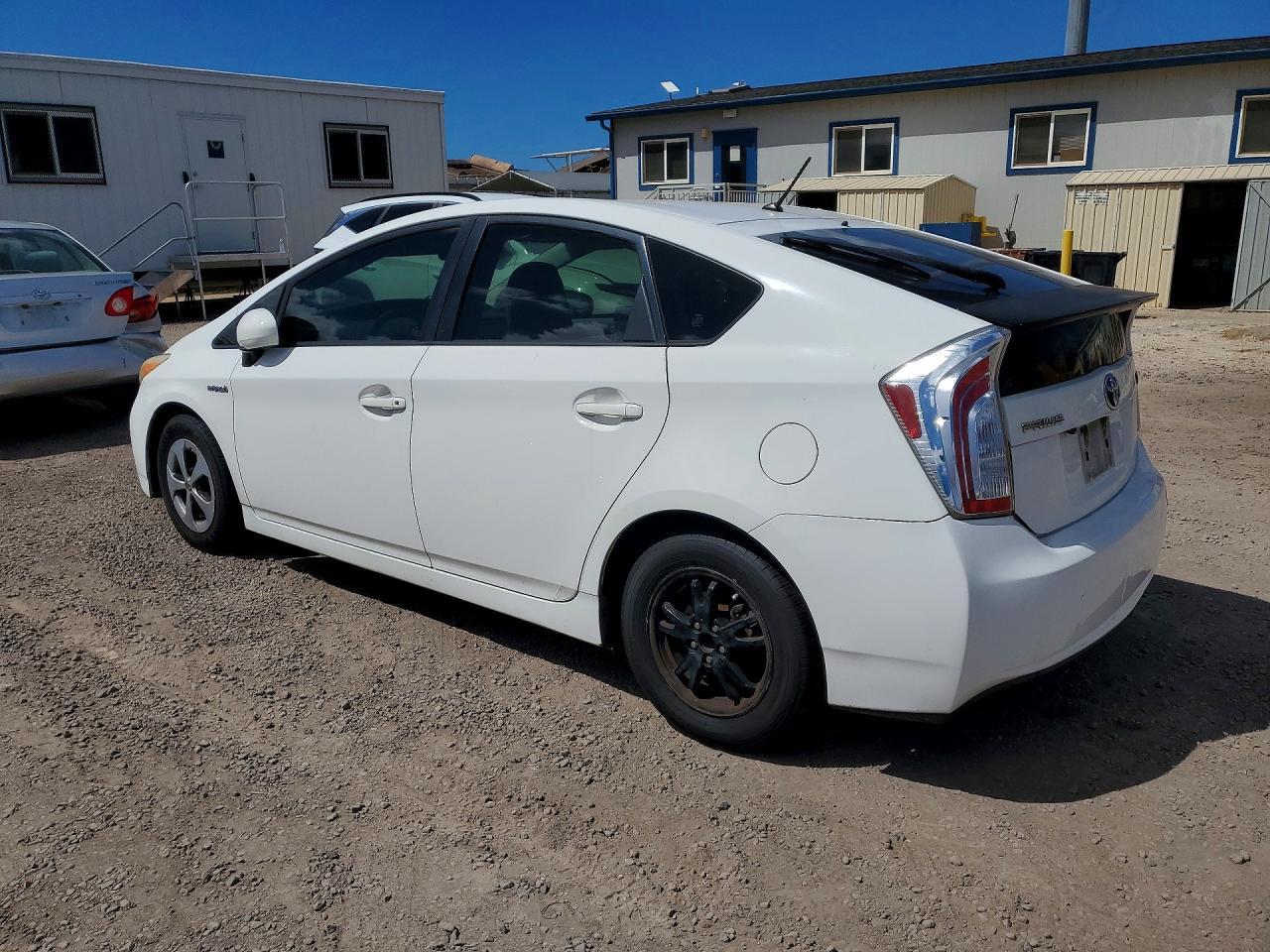 2014 Toyota Prius One - Фото 2