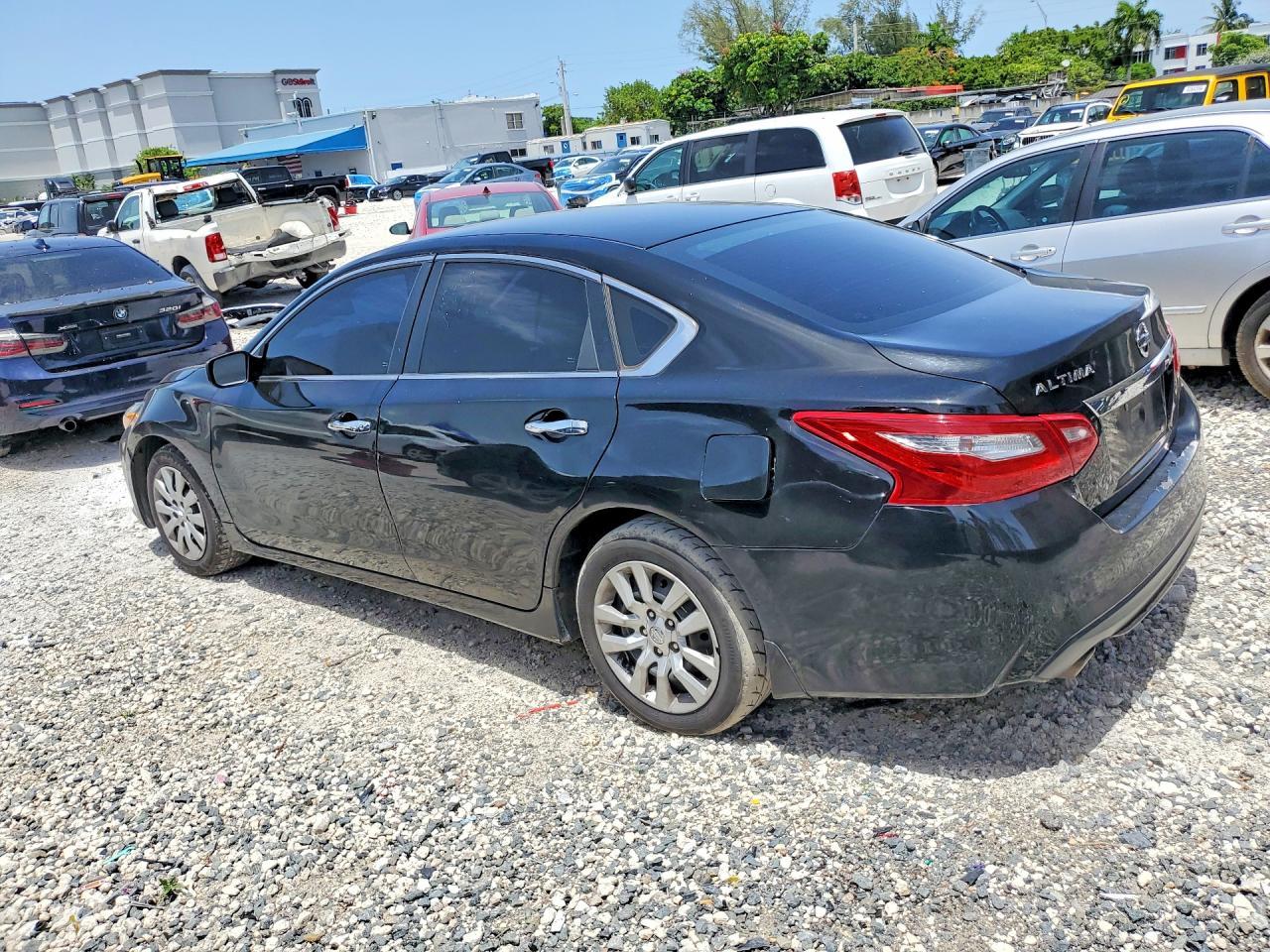 2018 Nissan Altima 2.5 - Image 2