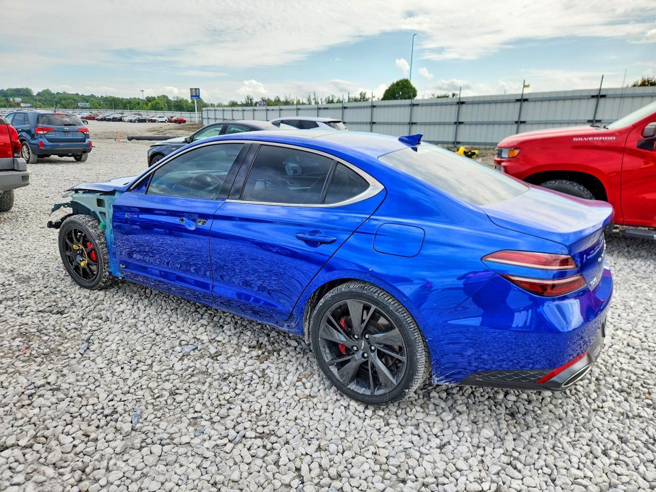 2022 Genesis G70 3.3T Standard - Image 2