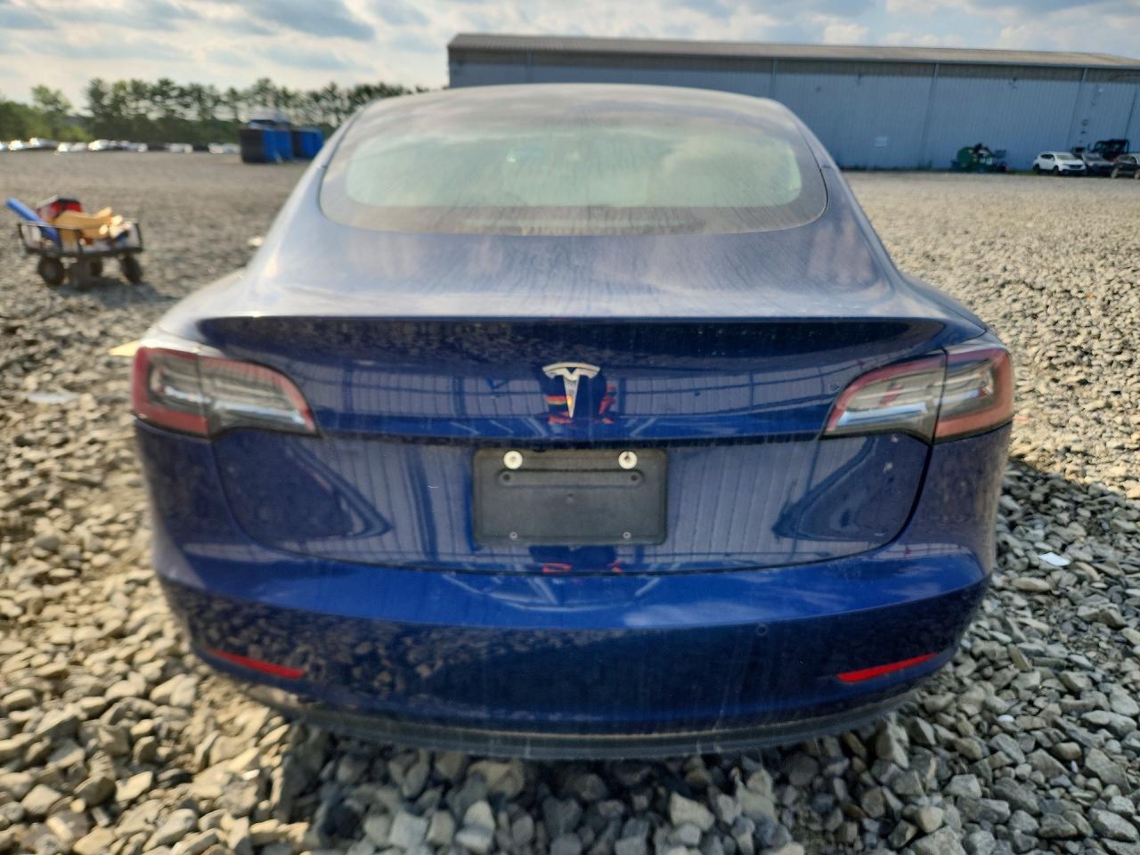 2019 Tesla Model 3 - Image 6
